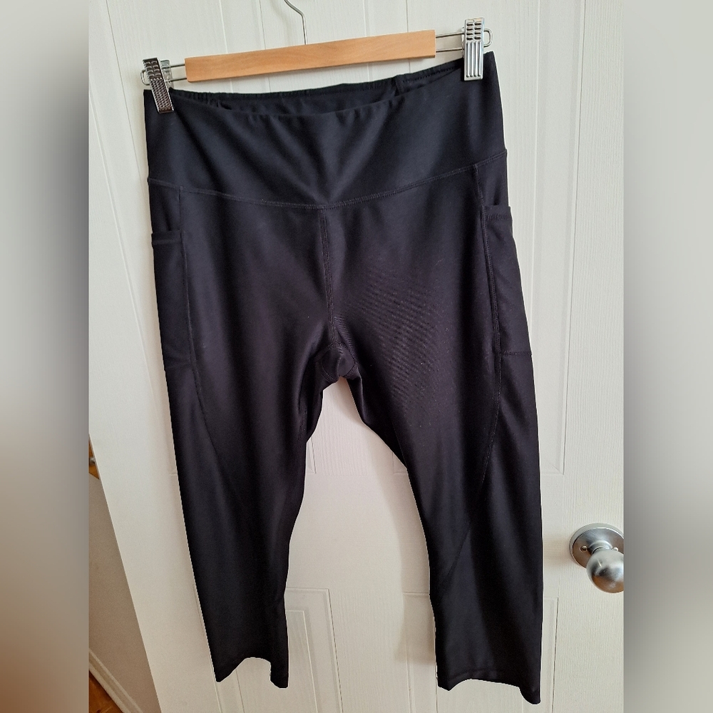 Reebok Black Cropped Leggings